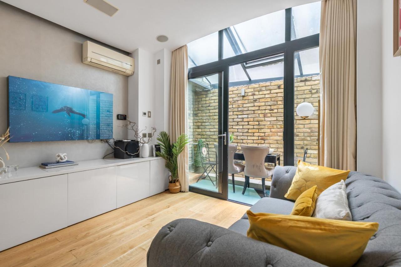 Trafalgar Square Arty Apartment Londra Exterior foto