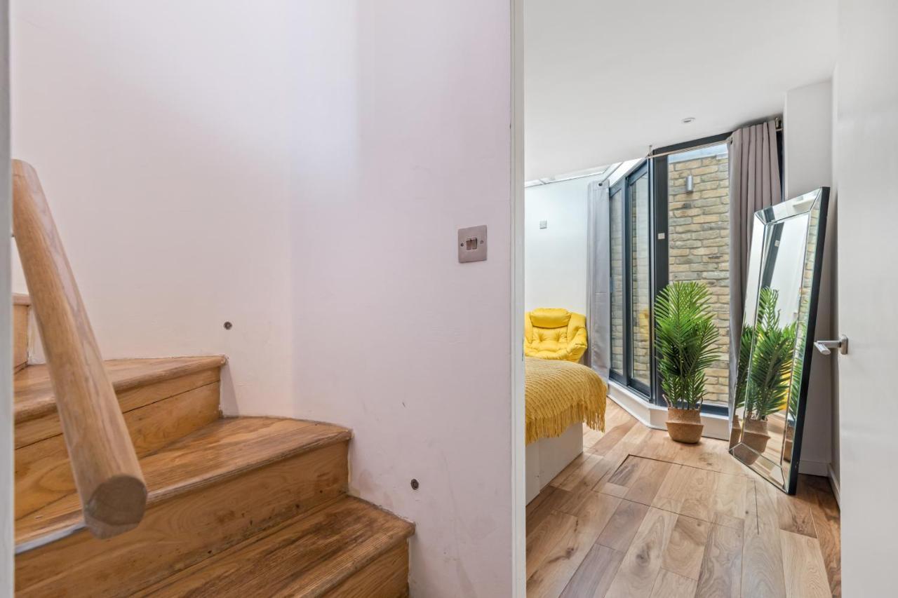 Trafalgar Square Arty Apartment Londra Exterior foto